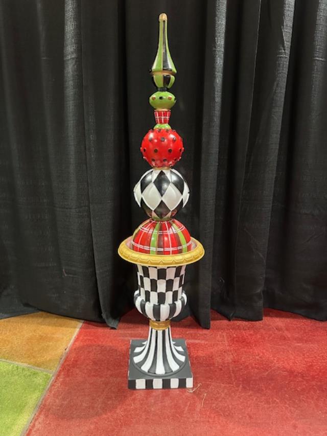 Rental store for 4  HAND PAINTED URN   FINIAL in Auburn IN